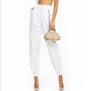 I AM GIA white Cobain pants.